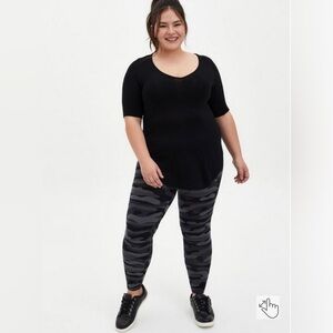 Torrid Signature‎ Waist Grey Camo Leggings Size 1 (1X)